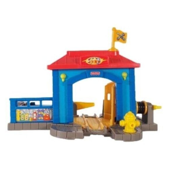 Fisher Price GeoTrax Transportation System Mechanics Garage Moving Parts 2003 - Picture 1 of 7